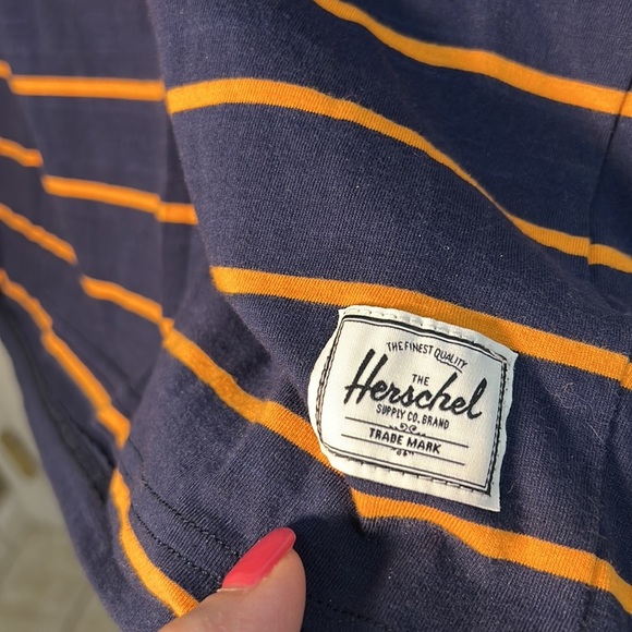 Herschel top size extra large - Picture 3 of 8